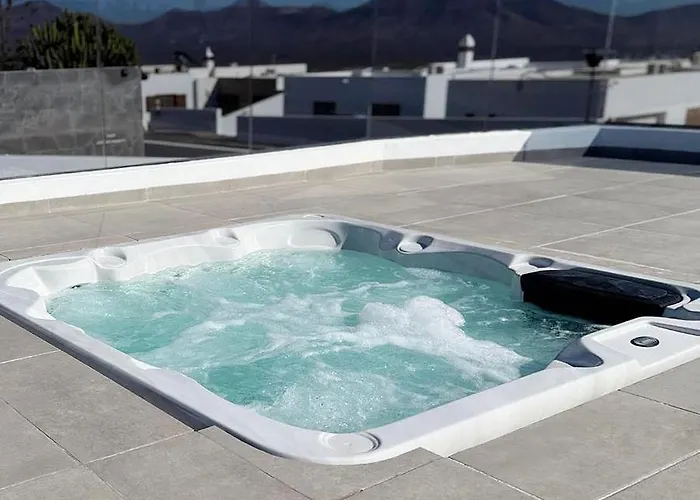 Villa Lovely Casa Deseada, Heated Pool, Jacuzzi, Bbq, Ping Pong Table *